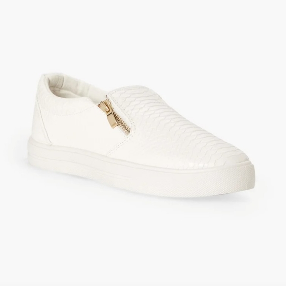 👟 White Platform Sneakers 👟 - Picture 3 of 8